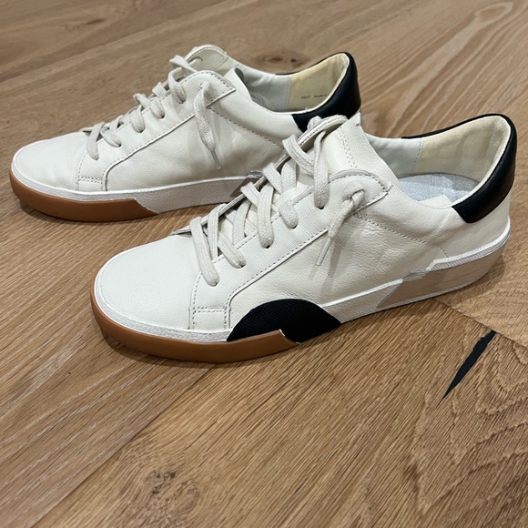 Dolce Vita Zina Low Top Sneaker - Picture 3 of 10